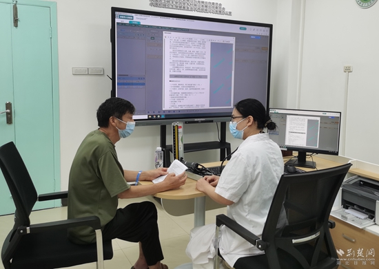 聚焦全生命周期管理，開具“治療處方”和“健康處方”“雙處方”（攝影：陳影）.jpg